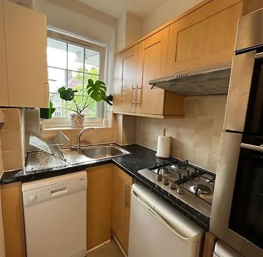 London Bridge Apartment