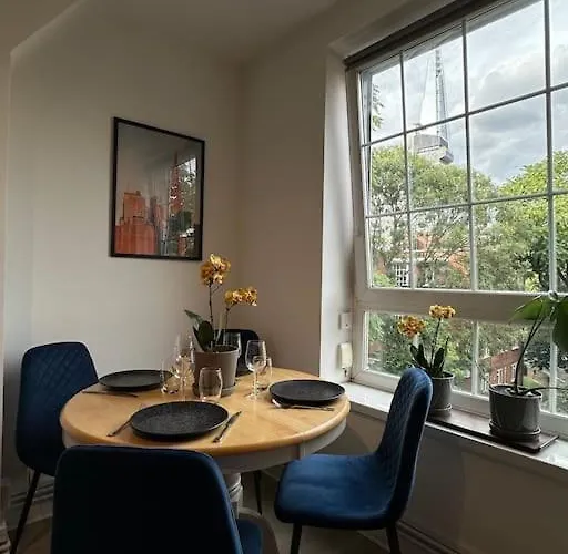 London Bridge Apartment